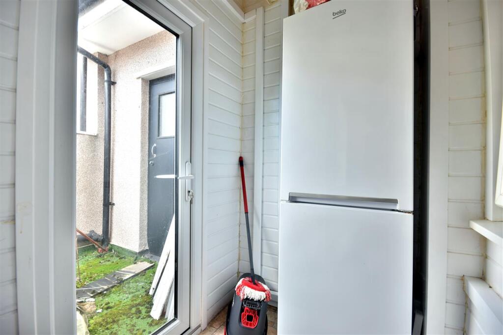 Additional image 10 of Shelley Road, Chelmsford