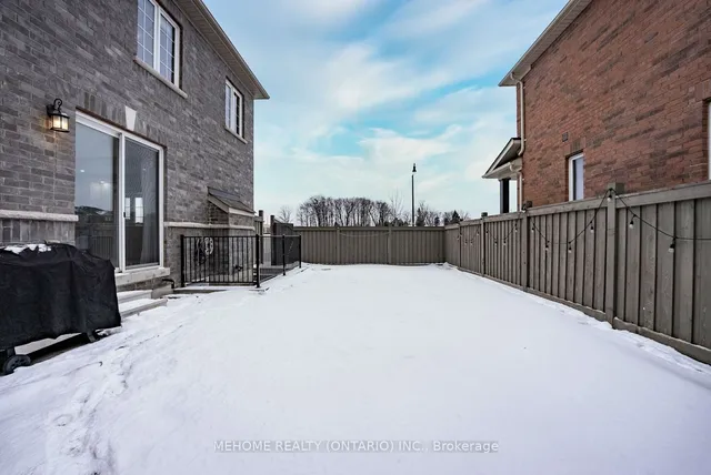 Additional image 38 of 351 Royal West Dr