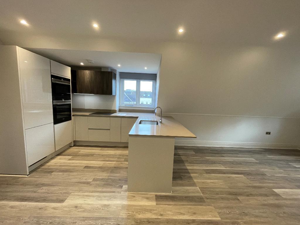 Additional image 4 of Limpsfield Road, Warlingham, Surrey, CR6 9RL