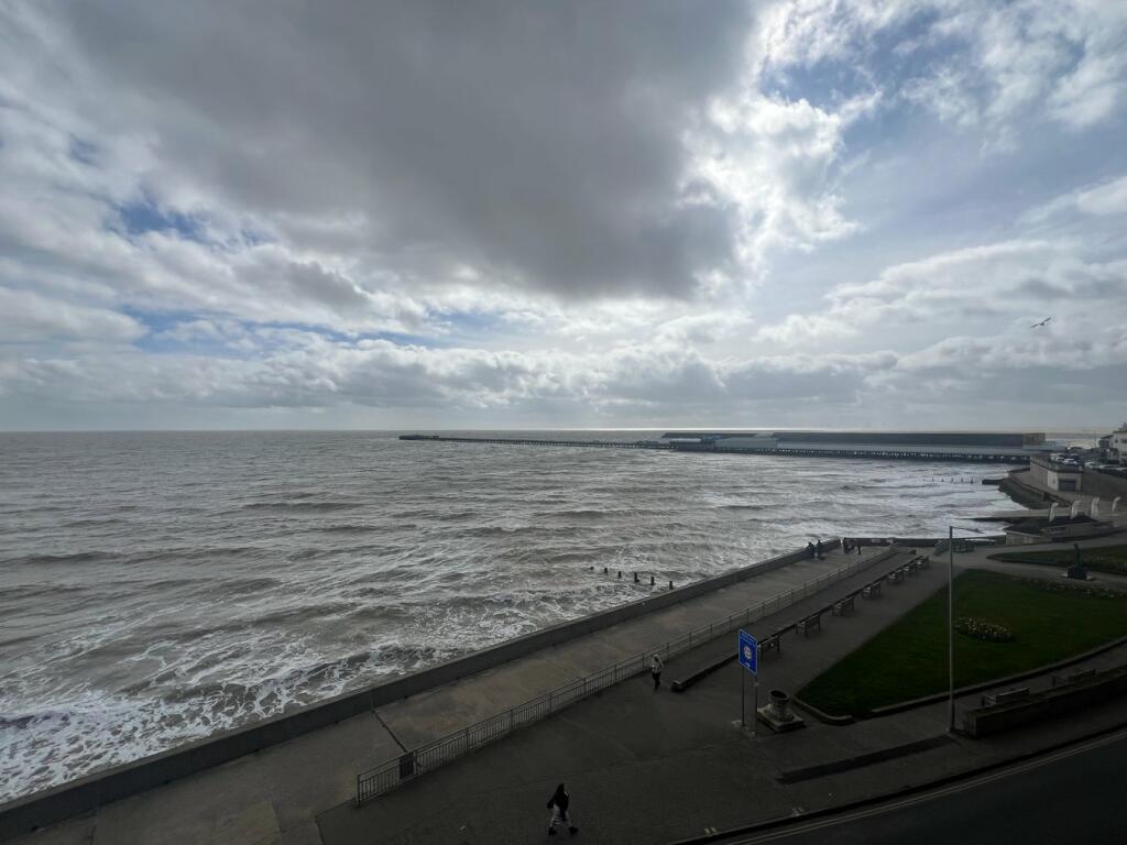 Additional image 21 of The Parade, WALTON ON THE NAZE, CO14