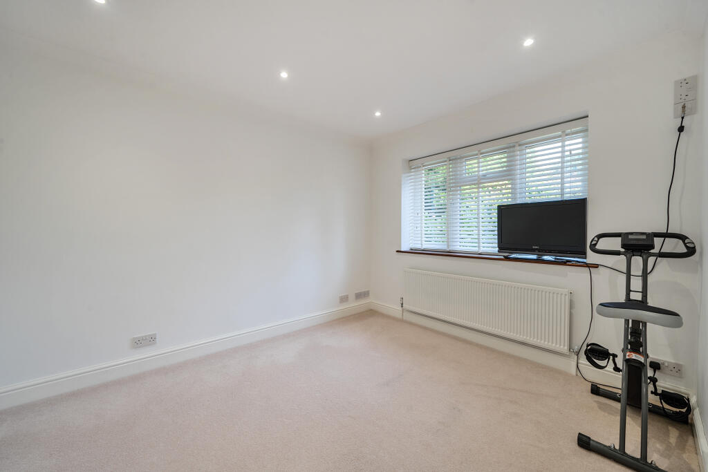 Additional image 24 of Chaldon Common Road, Caterham, CR3