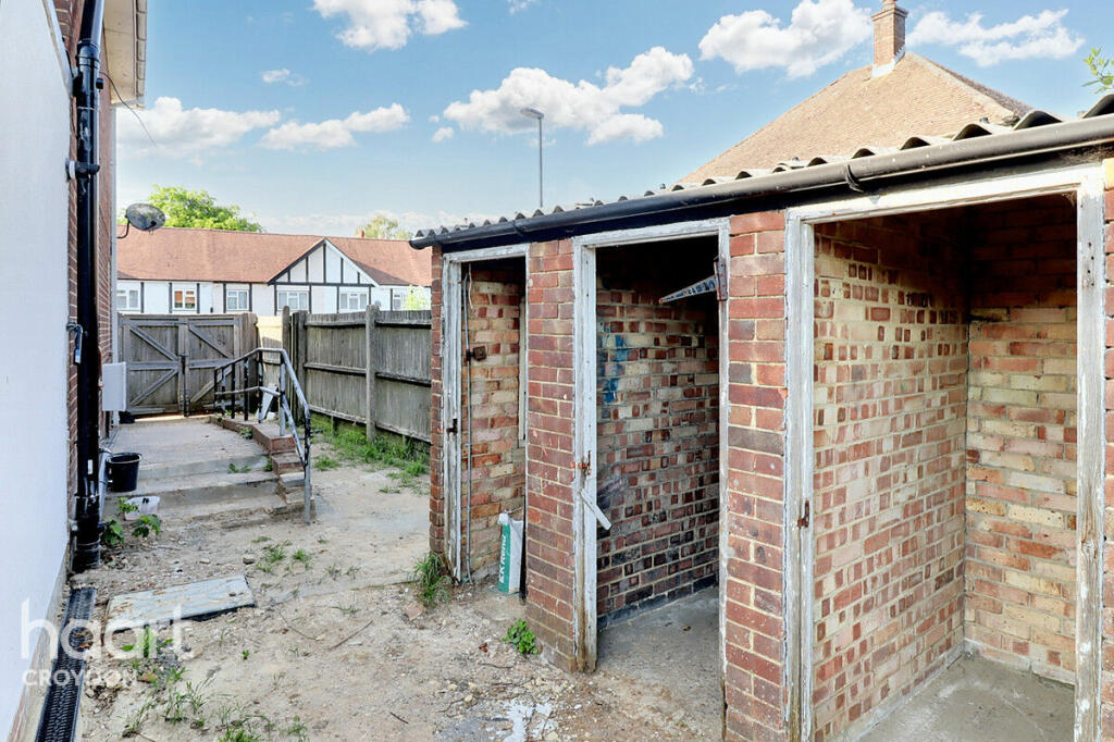 Additional image 17 of Taunton Lane, Coulsdon