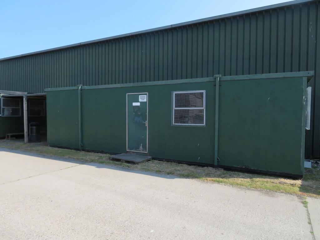 Additional image 4 of Braintree