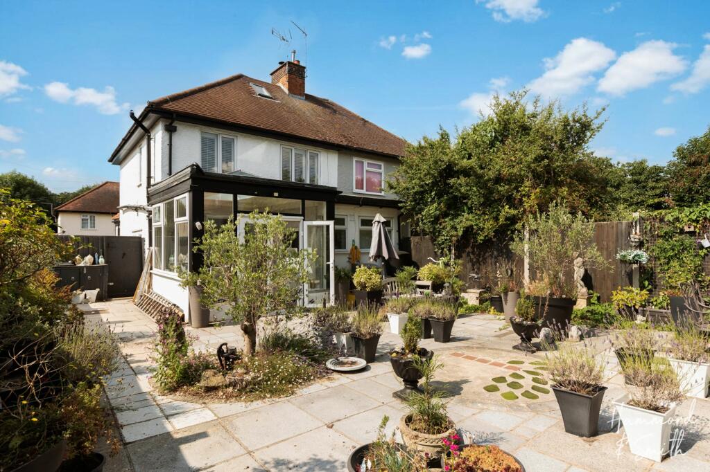 Additional image 17 of Frampton Road, Epping, CM16