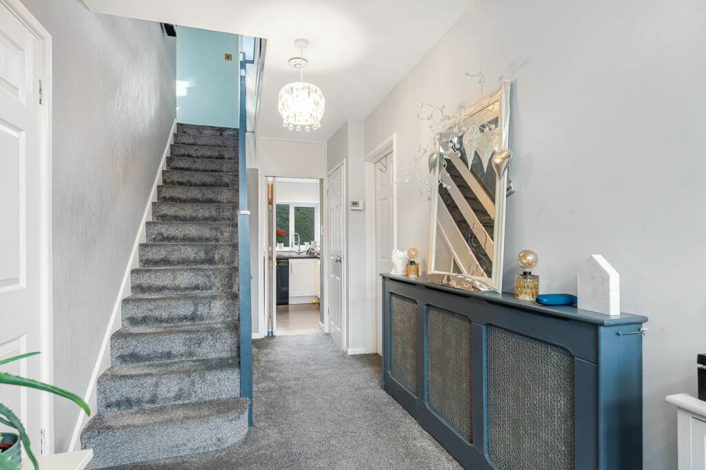 Additional image 2 of The Crest, Sawbridgeworth, CM21