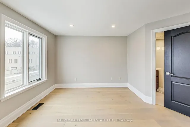 Additional image 30 of 258 Spadina Rd