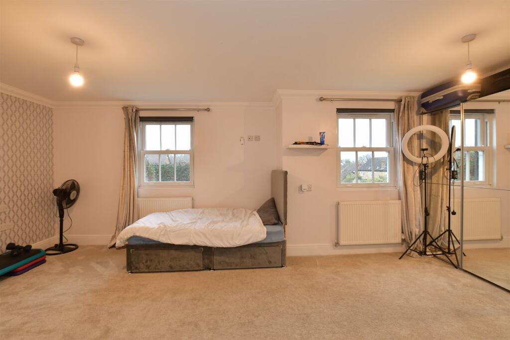 Additional image 16 of Norsey Road, Billericay, Essex