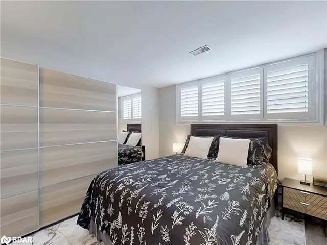 Additional image 30 of 16 Edinborough Crt