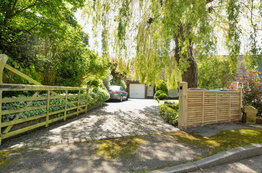 Additional image 26 of Limes Crescent, Bishop's Stortford, Hertfordshire, CM23