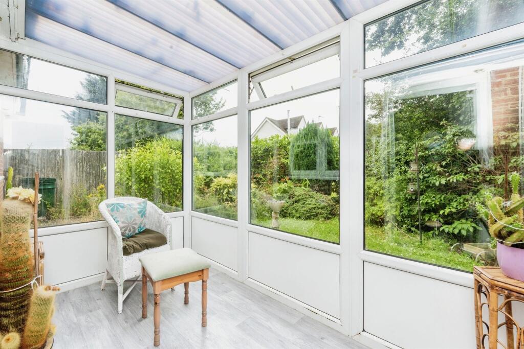 Additional image 8 of Parkfields, Roydon, Harlow