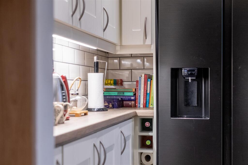 Additional image 14 of The Quillet, Neston