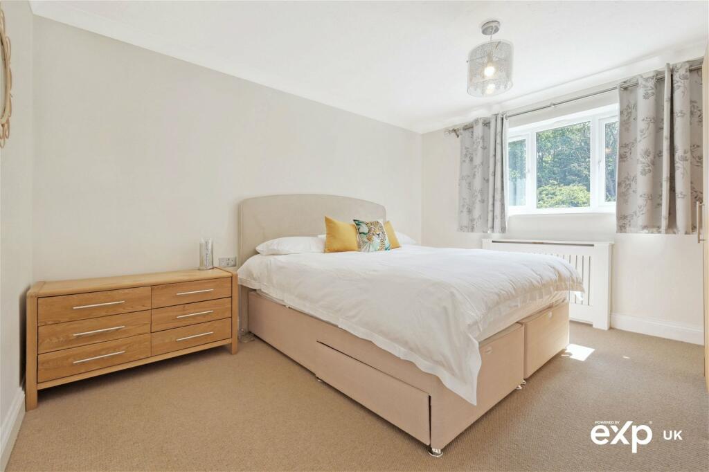 Additional image 31 of Norsey Road, Billericay, CM11