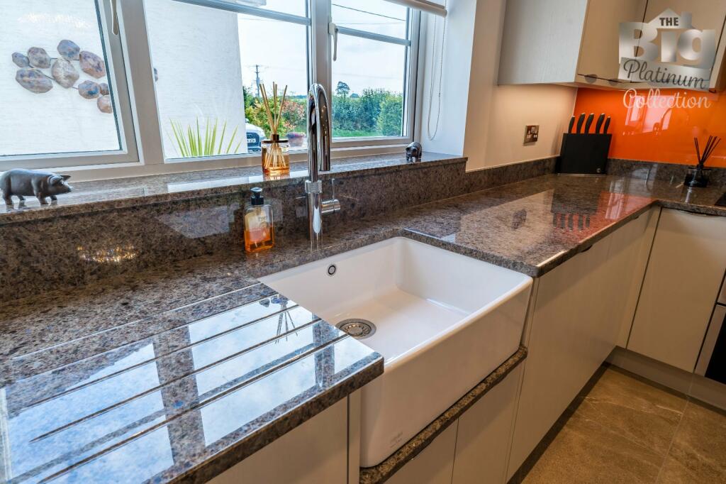 Additional image 12 of Gwern Y Gaer, Rhosesmor, CH7