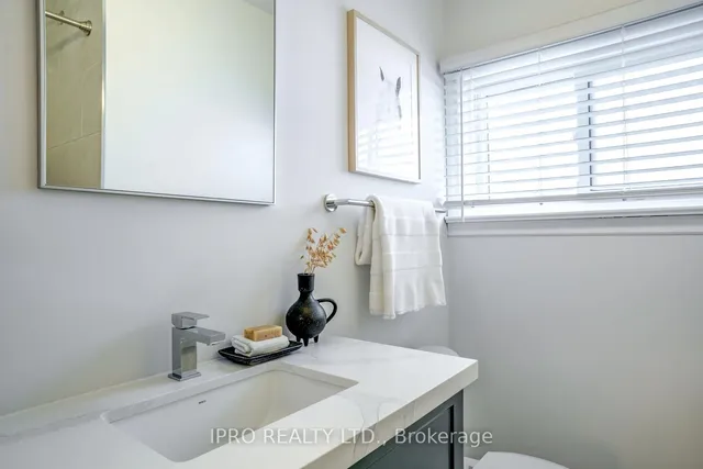 Additional image 28 of 3263 Lawrence Ave