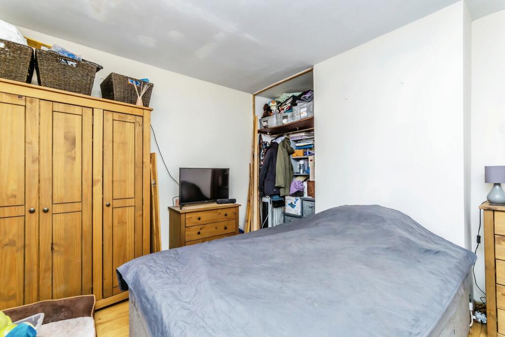 Additional image 17 of Abbotts Walk, Caterham, Surrey, CR3