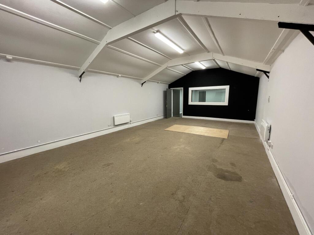 Additional image 5 of Ongar