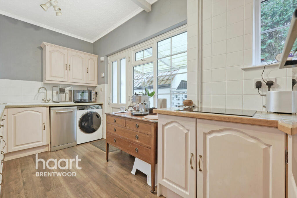 Additional image 10 of South Weald Road, Brentwood