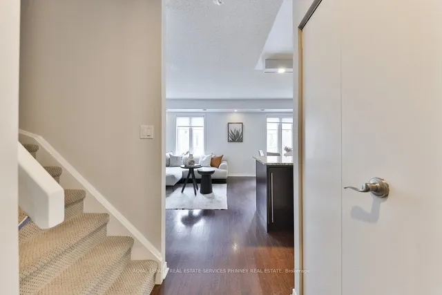 Additional image 12 of 50 East Liberty St Unit 1127