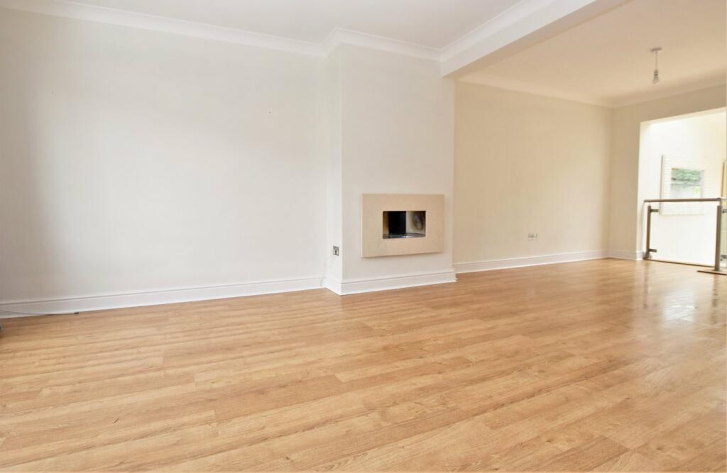 Additional image 6 of Passingham Avenue, Billericay, CM11