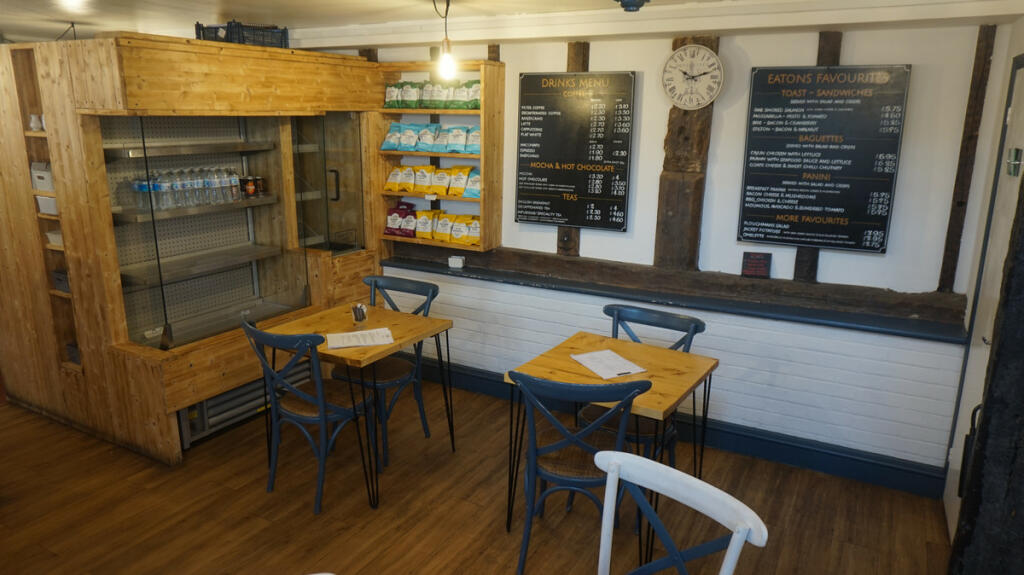 Additional image 5 of 'Tea Room & Coffee House, 72 Covers, Braintree'