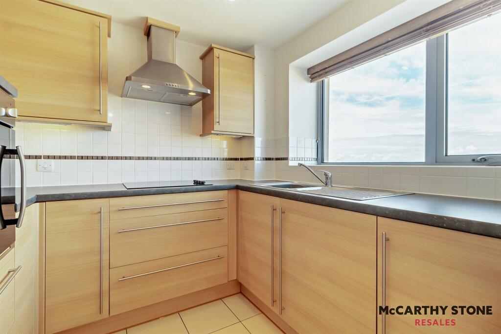 Additional image 7 of Kingsman Court, Carnarvon Road, Clacton-On-Sea, Essex, CO15 6EE