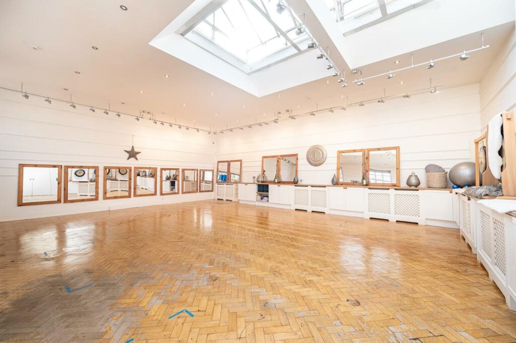 Additional image 5 of High Street, Dunmow