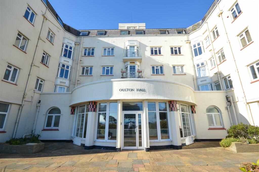 Additional image 10 of Oulton Hall, Marine Parade East, Clacton-On-Sea