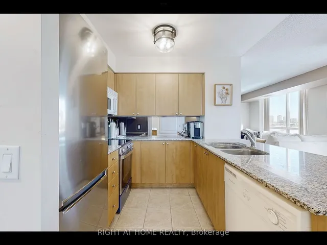 Additional image 19 of 1103 Leslie St Unit 909