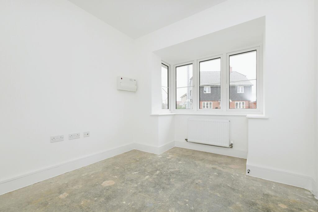 Additional image 7 of Meadow Gardens, Clacton On Sea, Essex, CO16