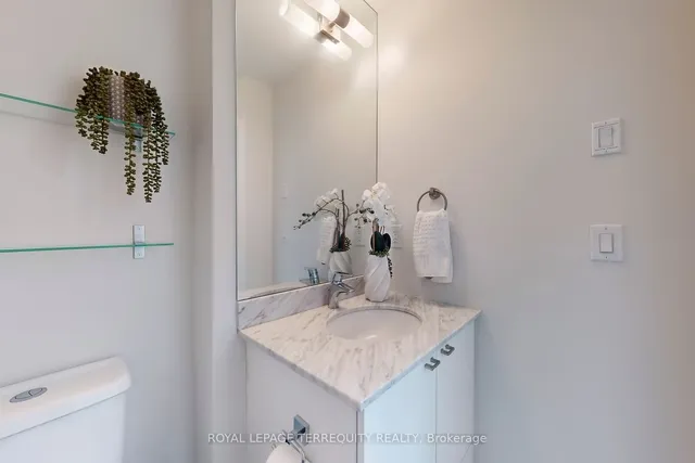 Additional image 14 of 51 East Liberty St Unit 901