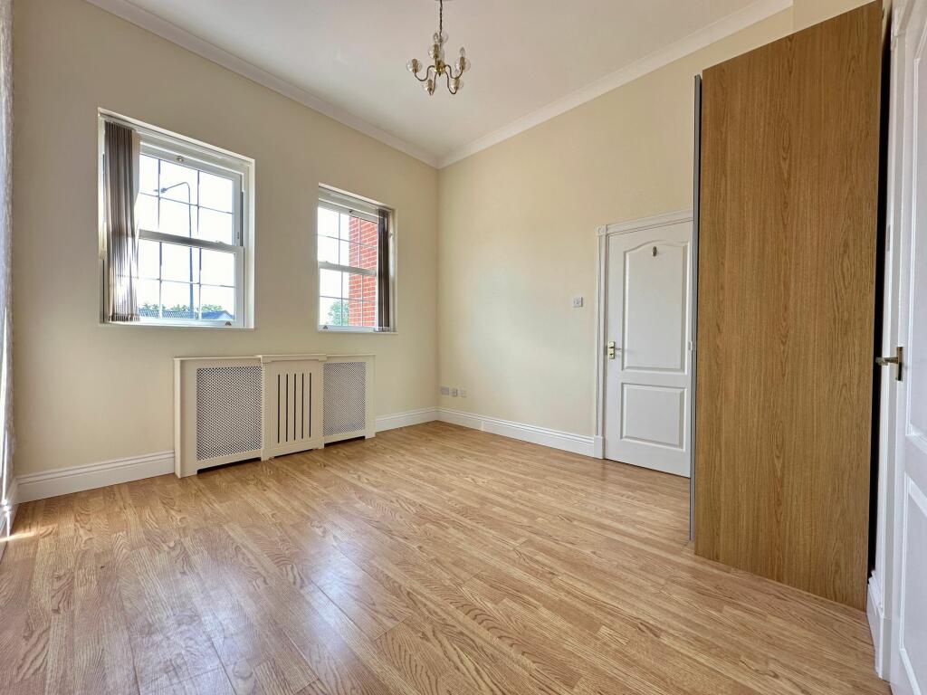 Additional image 21 of Noak Hill Road, Billericay, CM12