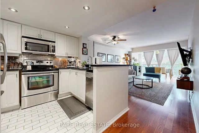 Additional image 6 of 705 King St Unit 402