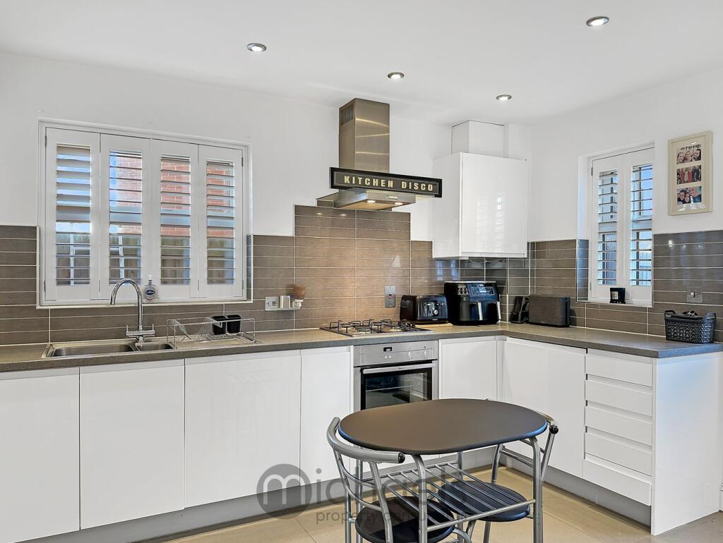 Additional image 5 of Maldon Road, Colchester, Colchester, CO3