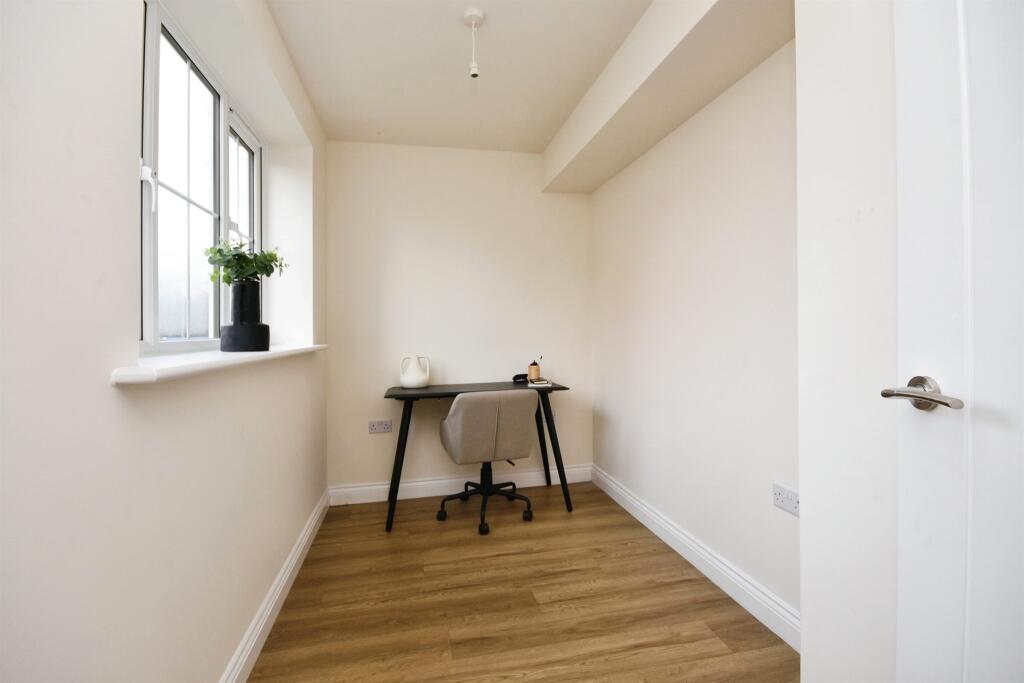 Additional image 8 of Elizabeth Place, Gosfield, Halstead