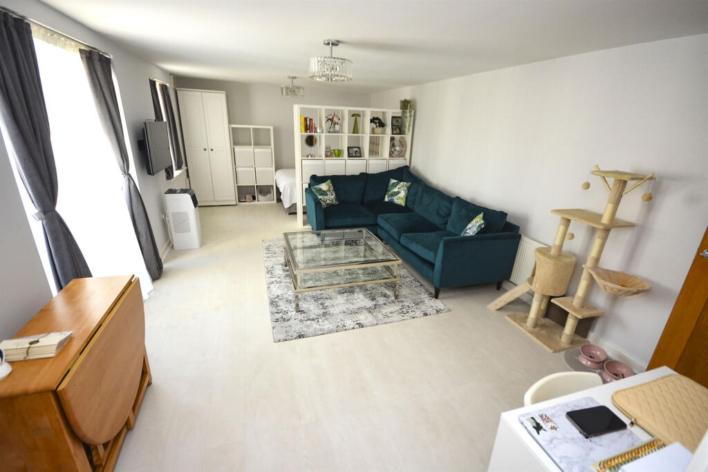 Additional image 11 of Fairfield Road, Braintree