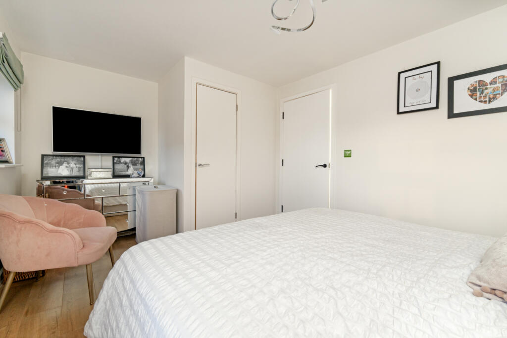 Additional image 11 of Felstead Crescent, Stansted, Essex, CM24