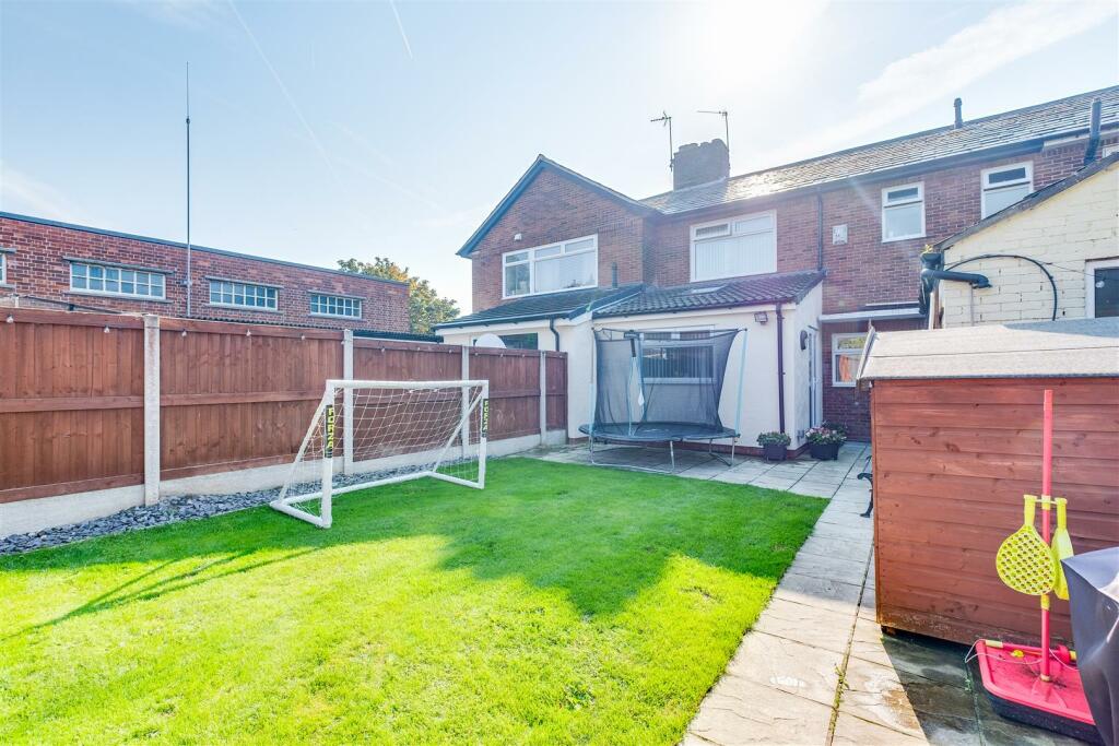 Additional image 26 of Raeburn Avenue, Little Neston, Neston