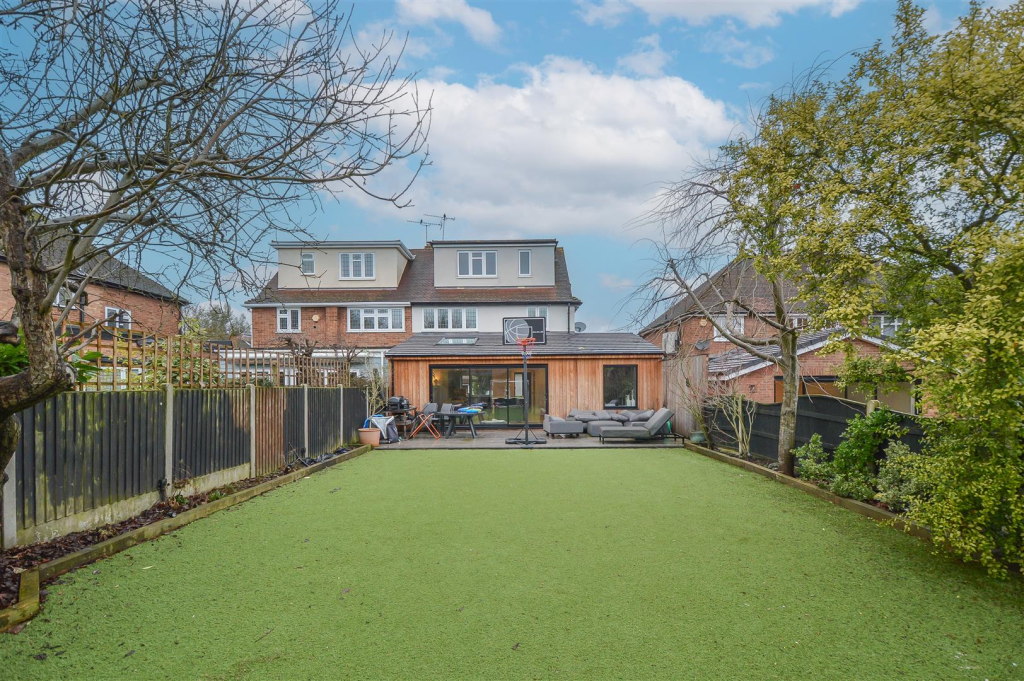 Additional image 24 of St. Nicholas Grove, Ingrave, Brentwood