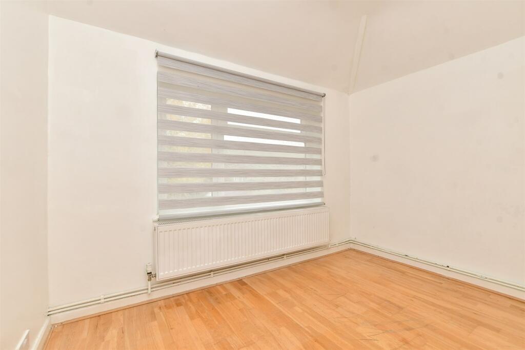 Additional image 8 of Brighton Road, Coulsdon, Surrey