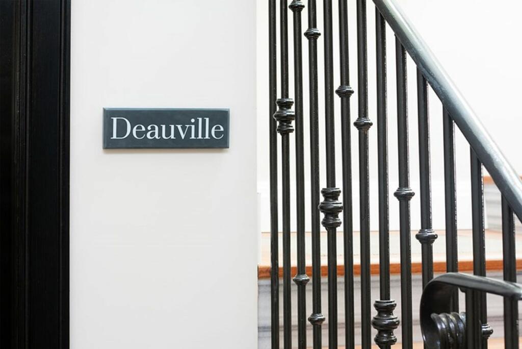 Additional image 3 of Station Road, Woldingham, CR3