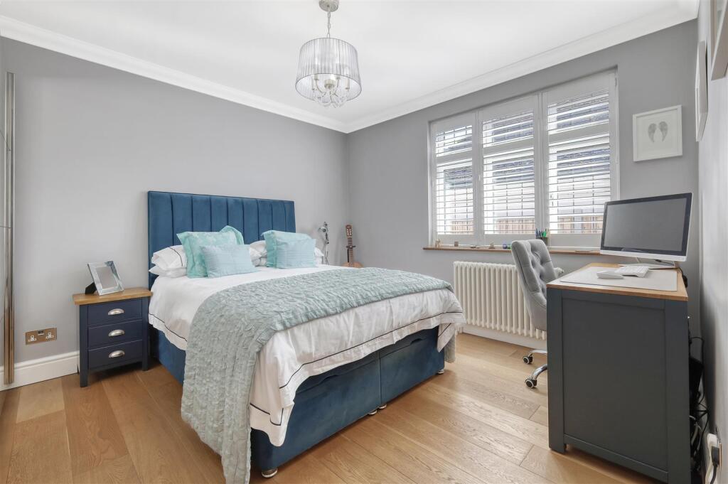 Additional image 19 of Newmans Drive, Hutton Burses