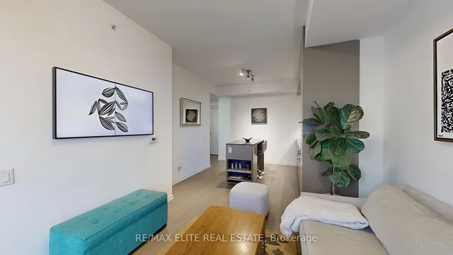 Additional image 8 of 101 Peter St Unit 2701