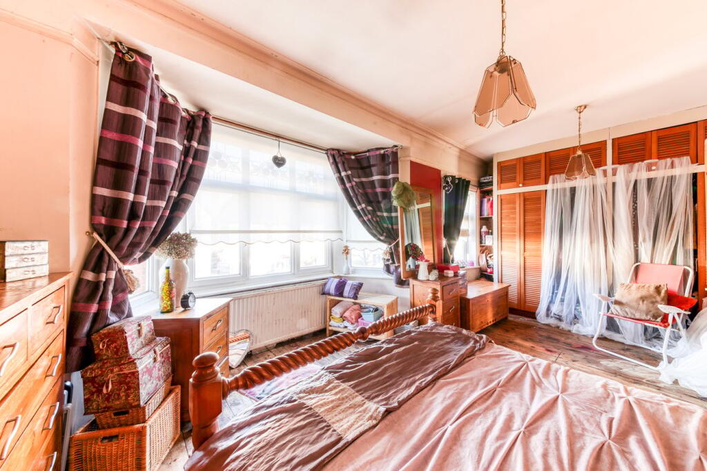 Additional image 8 of Lyndhurst Road, Thornton Heath, CR7