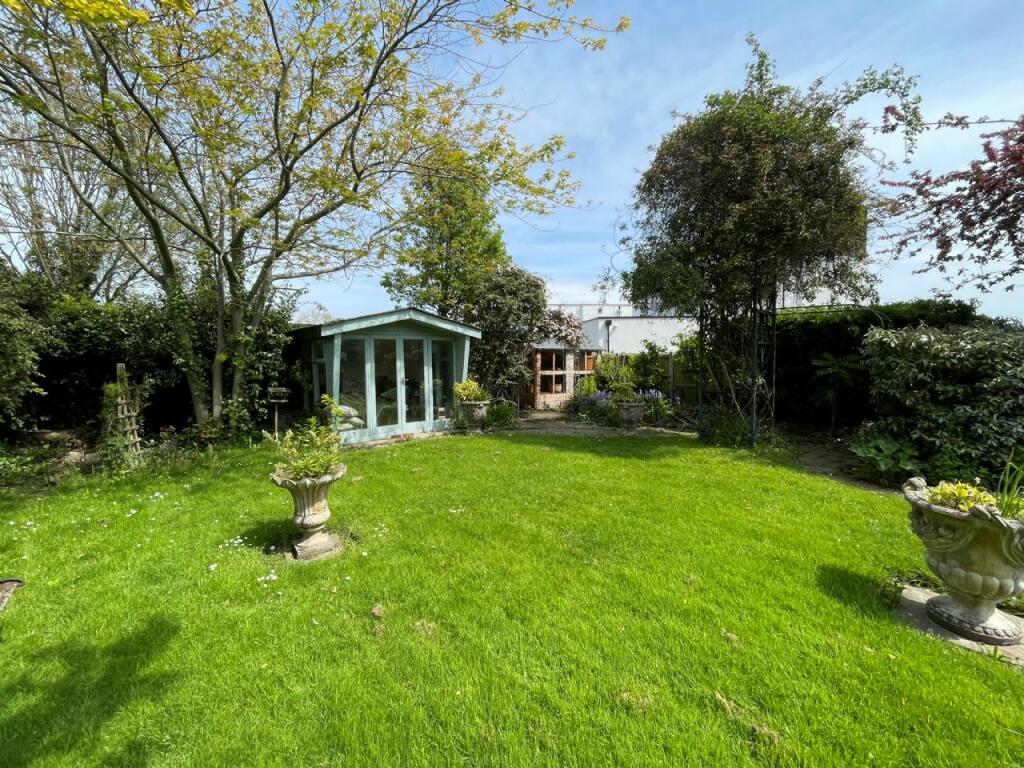 Additional image 16 of CLIFF WAY, FRINTON-ON-SEA