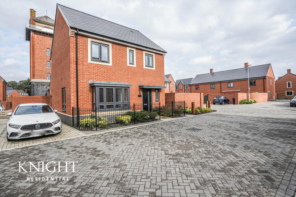 Arthur Cross Square, Colchester, CO4