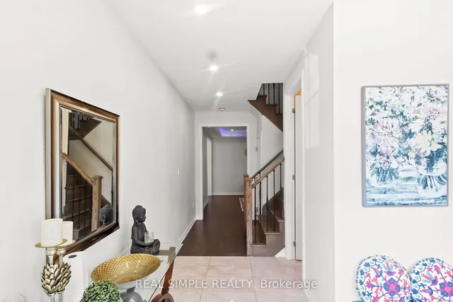 Additional image 3 of 8 Wainwright Dr