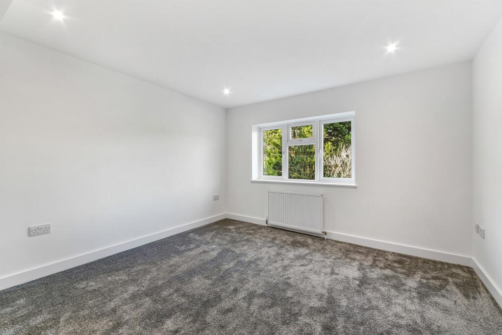 Additional image 9 of Kingswood Way, South Croydon