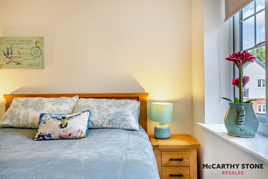 Additional image 18 of Hooton Road, Willaston, Neston