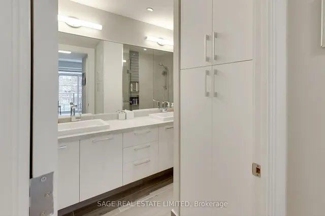 Additional image 19 of 3 Southvale Dr Unit 206