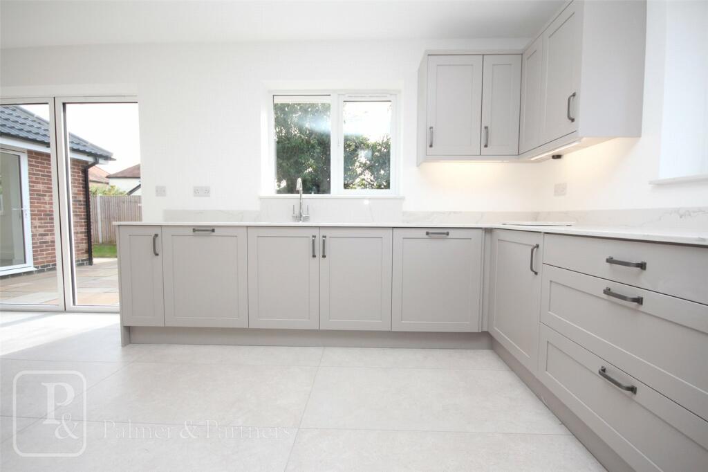 Additional image 15 of The Meadows, Betts Green Road, Little Clacton, Essex, CO16